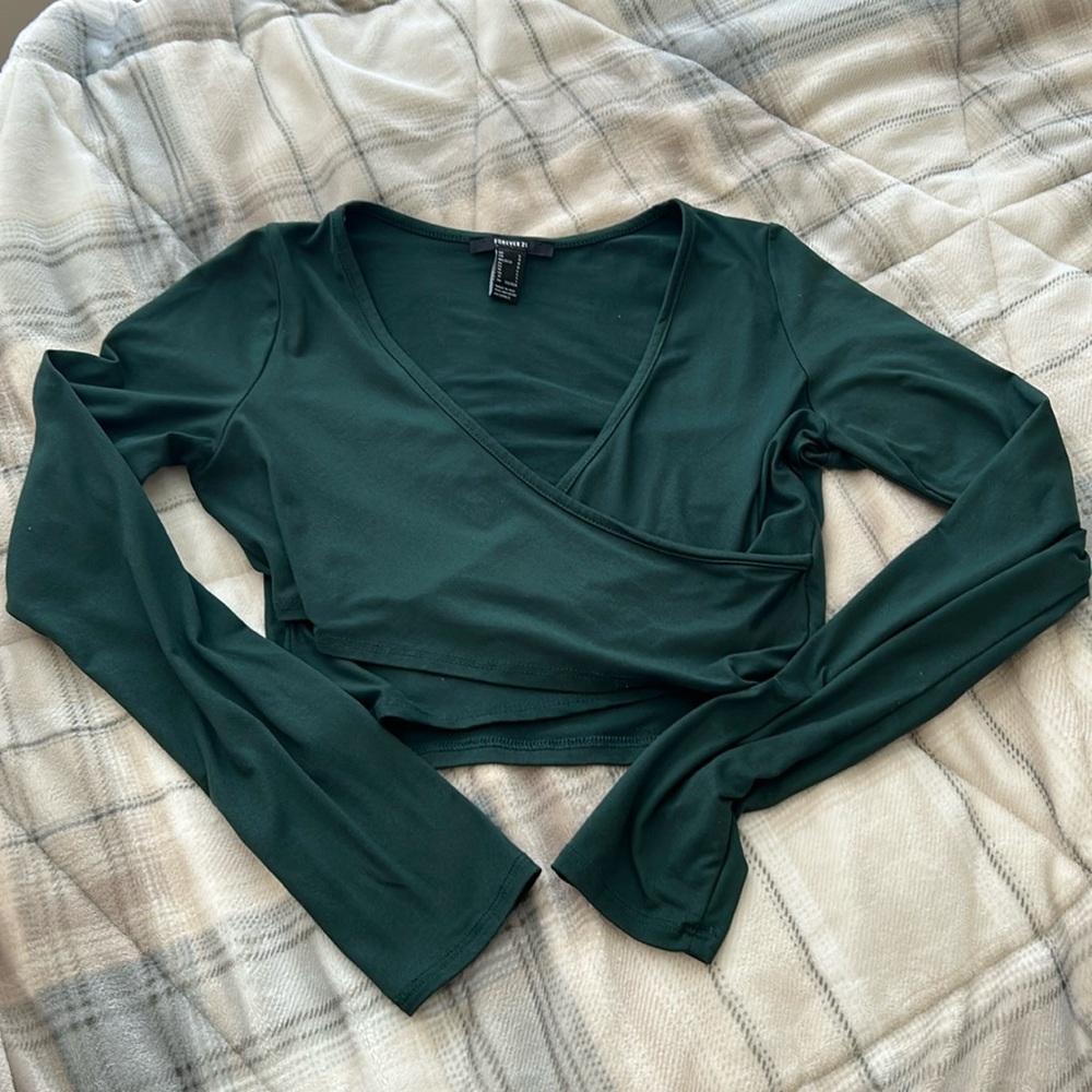 Forever21 Long sleeve crossed front Dark Green Going Out Top - Picture 3 of 5